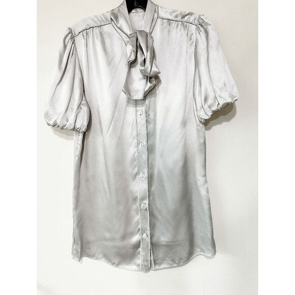 Dolce and Gabbana Ice Grey Silk Short Puff Sleeve Button Down Blouse Womens Size - Picture 2 of 10